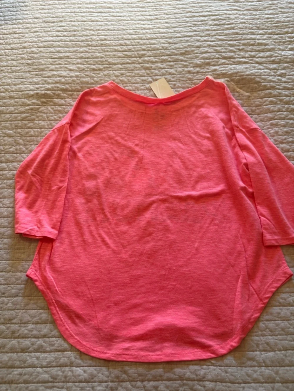 Peanuts Pink Graphic Tee - Picture 5 of 6